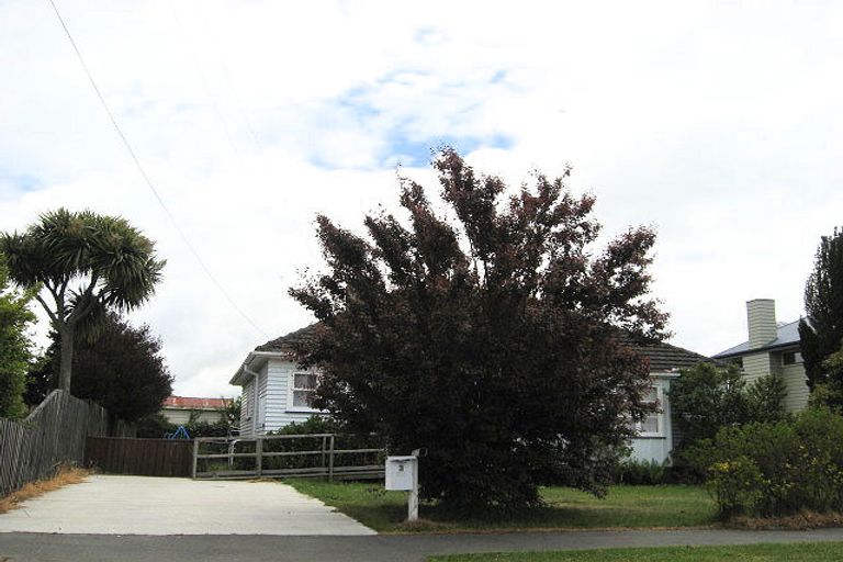 Photo of property in 3 Evatt Street, Bryndwr, Christchurch, 8053
