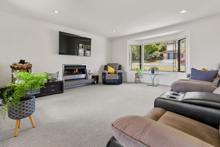 Photo of property in 25 Leafield Crescent, Henderson, Auckland, 0612