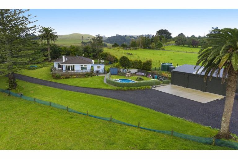 Photo of property in 230 Gleeson Road, Pollok, Waiuku, 2683