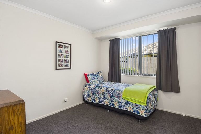 Photo of property in 10 Marshwood Place, Papamoa Beach, Papamoa, 3118