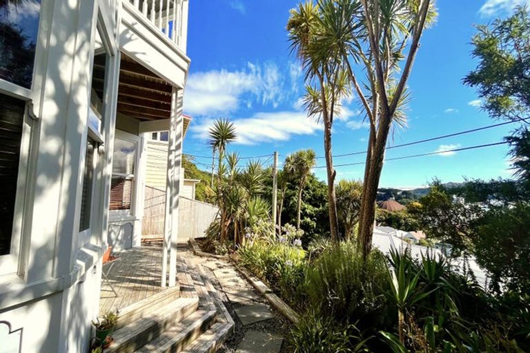 Photo of property in 37 Lawrence Street, Newtown, Wellington, 6021