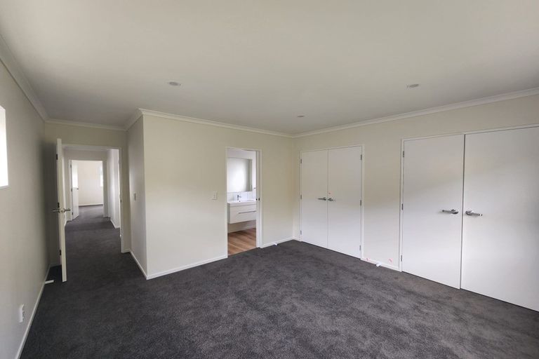 Photo of property in 25 Stockport Grove, Churton Park, Wellington, 6037