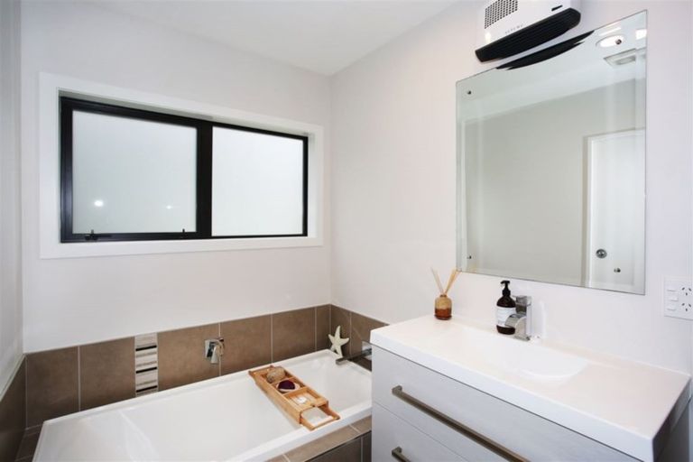 Photo of property in 27 Dominion Road, Tuakau, 2121