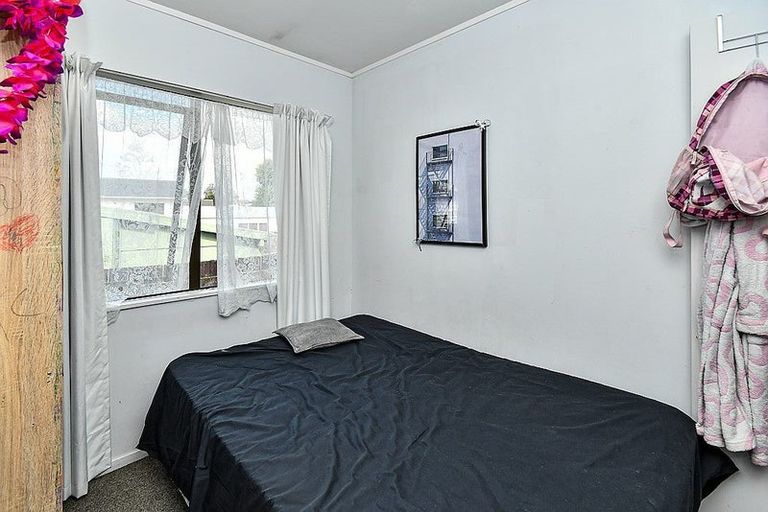 Photo of property in 2/12 Olive Crescent, Papatoetoe, Auckland, 2025