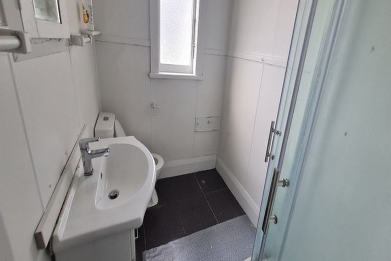 Photo of property in 105 Puhinui Road, Papatoetoe, Auckland, 2104