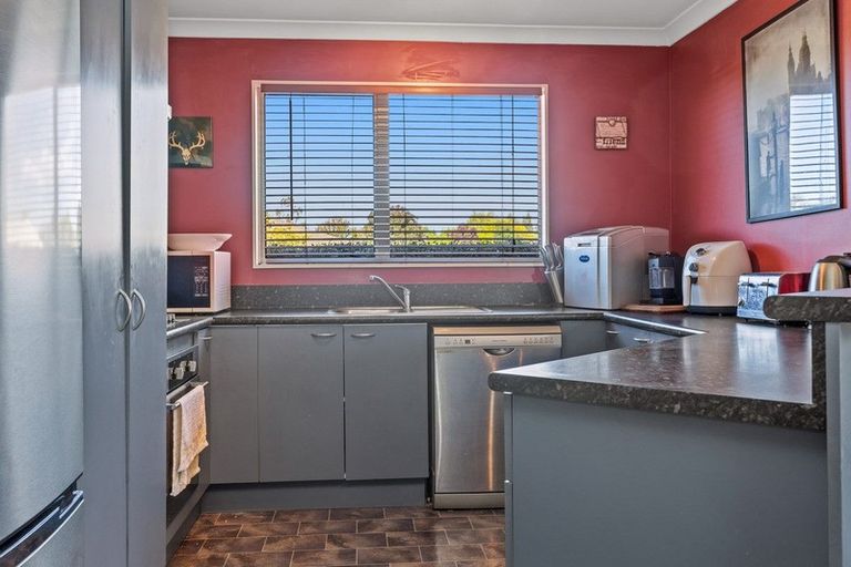 Photo of property in 3 Paget Drive, Woodend, 7610