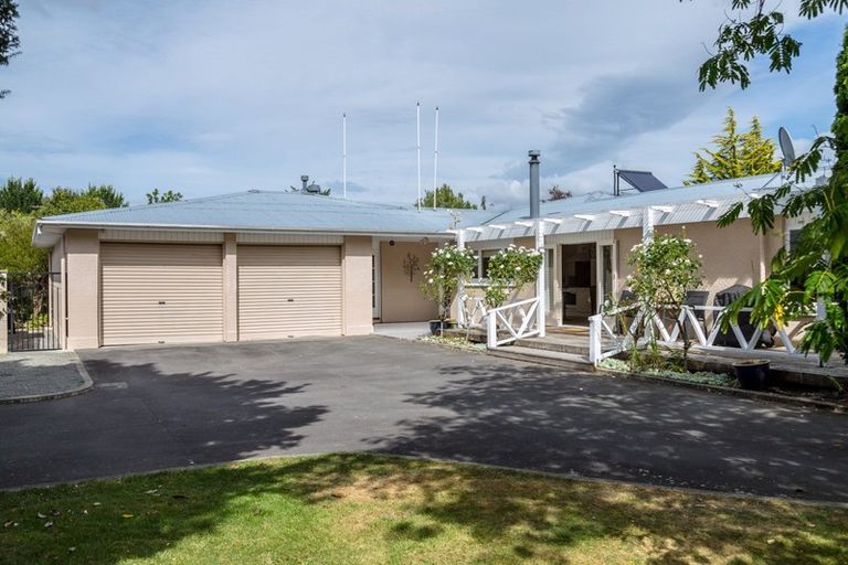 Photo of property in 62 Kuratawhiti Street, Greytown, 5712