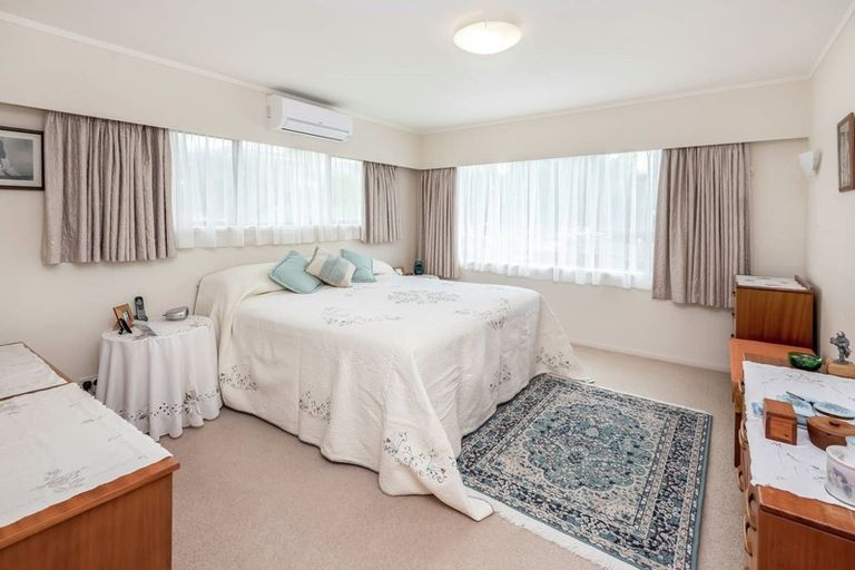 Photo of property in 5 Mccrystal Avenue, Bucklands Beach, Auckland, 2012