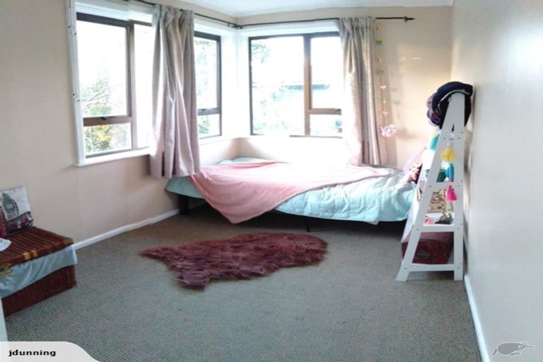 Photo of property in 24 Chester Street, Taradale, Napier, 4112