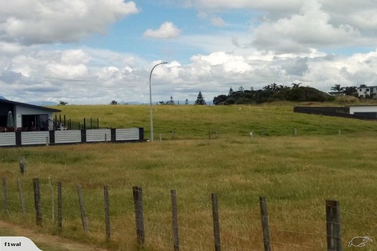 Photo of property in 62 Pacific Parade, Coastlands, Whakatane, 3120