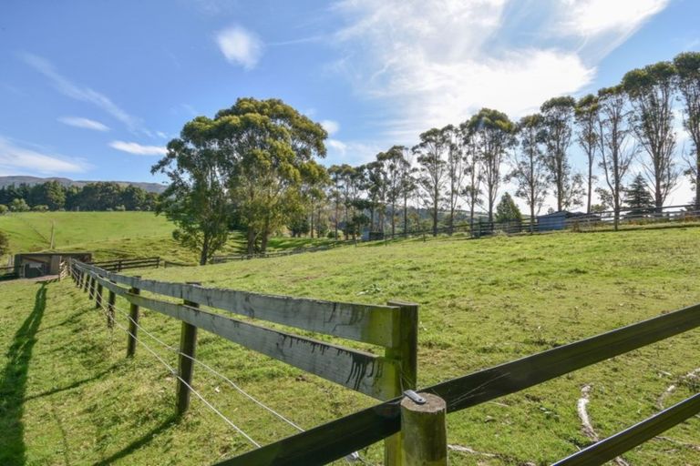 Photo of property in 37 Mckendry Road, Woodside, Outram, 9074