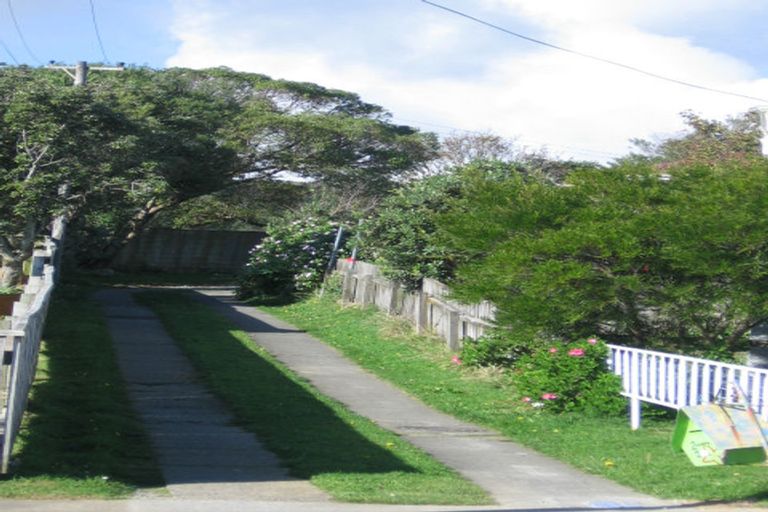 Photo of property in 22 Astrolabe Street, Cannons Creek, Porirua, 5024