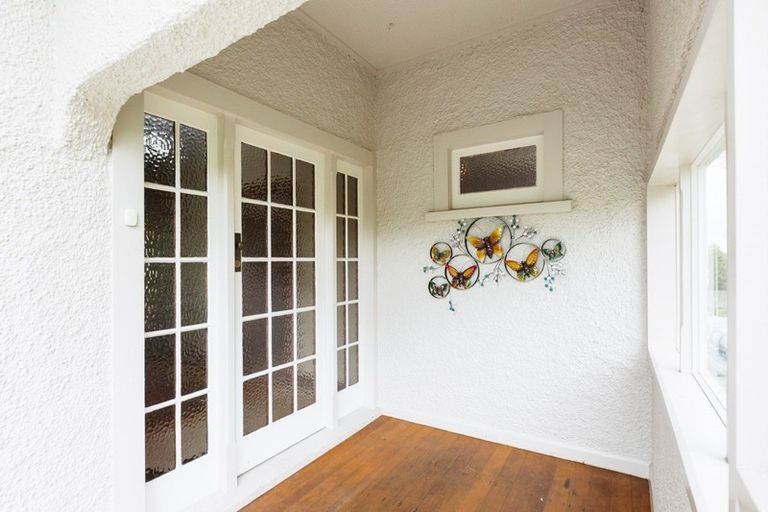 Photo of property in 163 West Street, Feilding, 4702