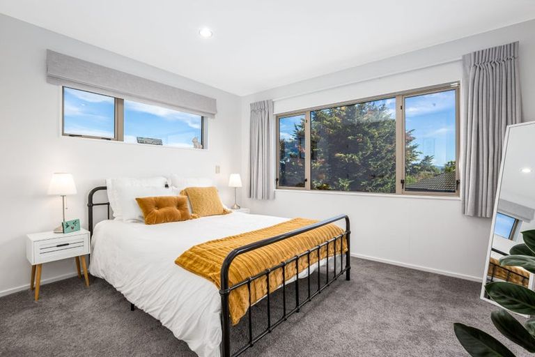 Photo of property in 61 Quadrant Heights, Paraparaumu, 5032