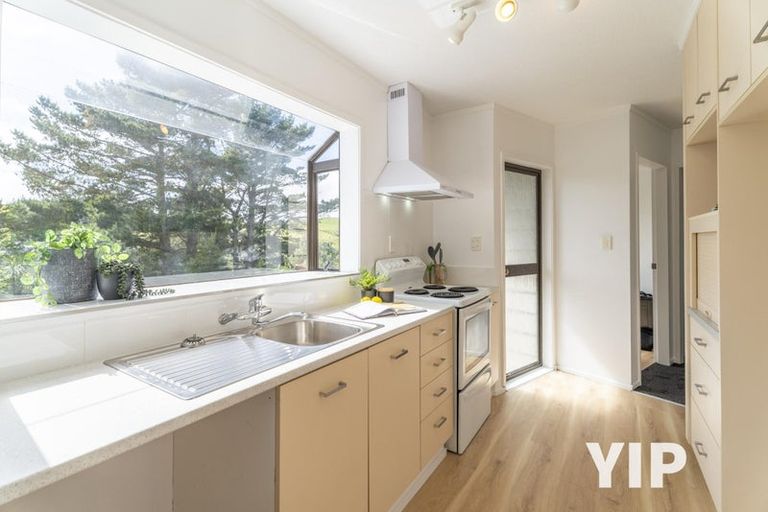 Photo of property in 1/52 Guadeloupe Crescent, Grenada Village, Wellington, 6037