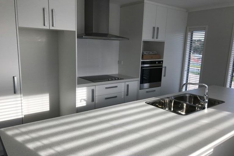 Photo of property in 17 Materawaho Way, Pyes Pa, Tauranga, 3112