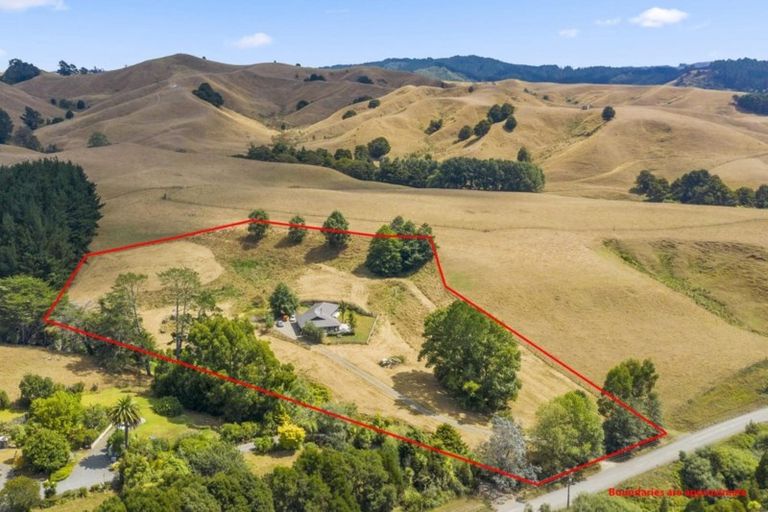 Photo of property in 712 Tahekeroa Road, Tahekeroa, Kaukapakapa, 0873