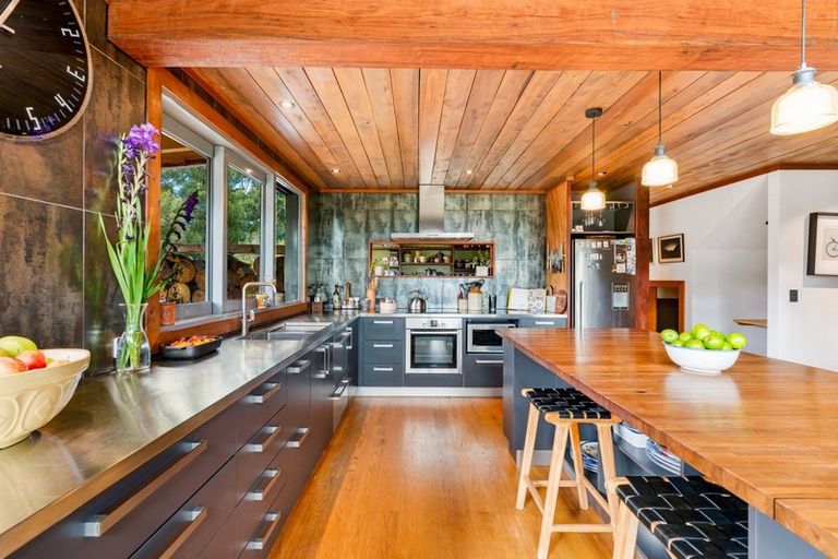 Photo of property in 15 Fort Place, Hawea Flat, Wanaka, 9382