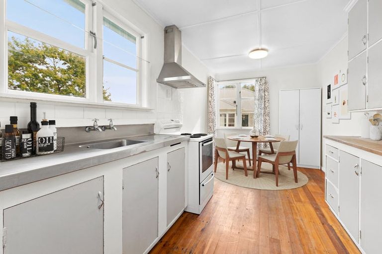 Photo of property in 26 Prouse Crescent, Naenae, Lower Hutt, 5011