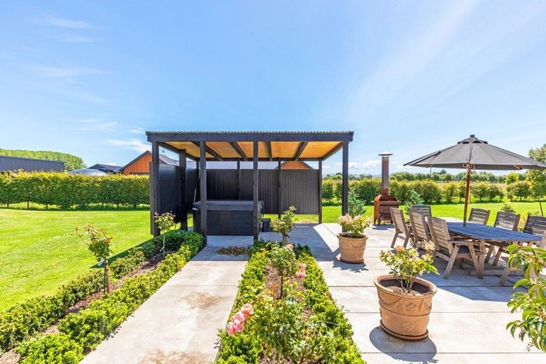 Photo of property in 25 Hallfield Drive, Ohoka, Kaiapoi, 7692