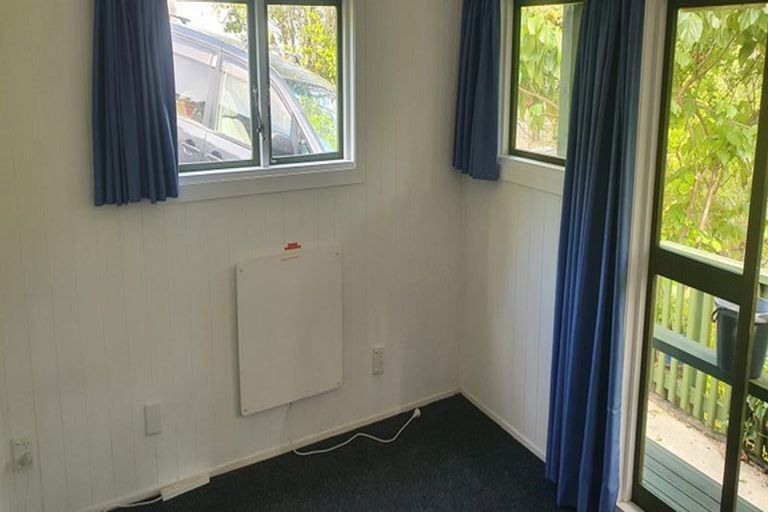 Photo of property in 279 Motutara Road, Muriwai, Waimauku, 0881