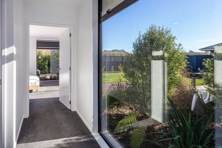 Photo of property in 96 Bradwell Crescent, Halswell, Christchurch, 8025