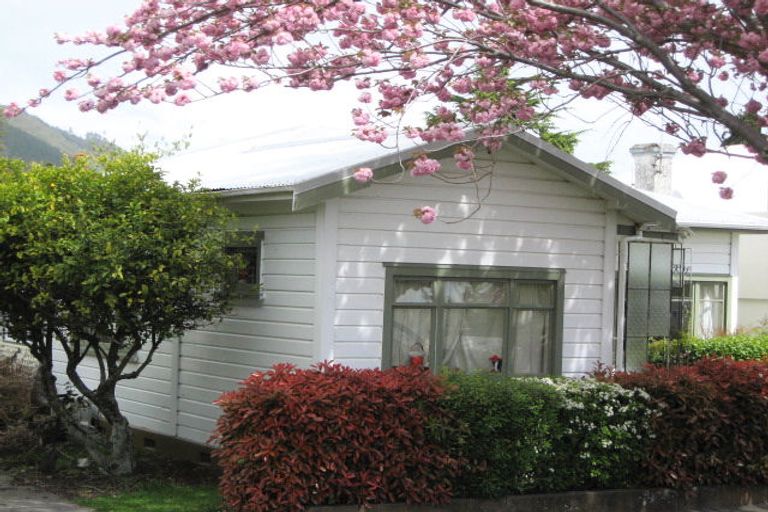 Photo of property in 70 Halifax Street East, The Wood, Nelson, 7010