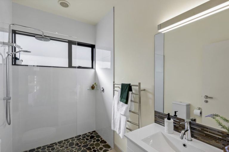 Photo of property in 4 Arran Lane, Jacks Point, Queenstown, 9371