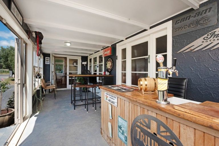 Photo of property in 766 State Highway 1, Manakau, Levin, 5573