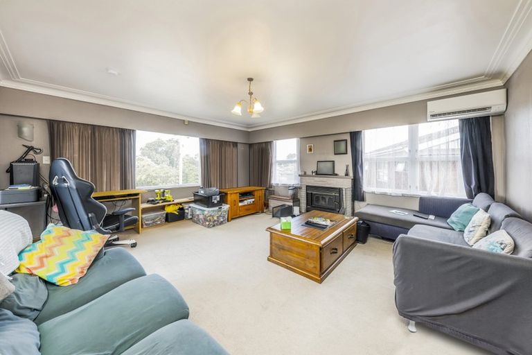 Photo of property in 14 Snell Avenue, Papakura, 2110