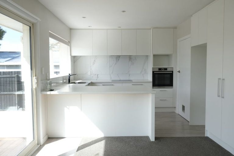 Photo of property in 12 Geelong Place, Burnside, Christchurch, 8053