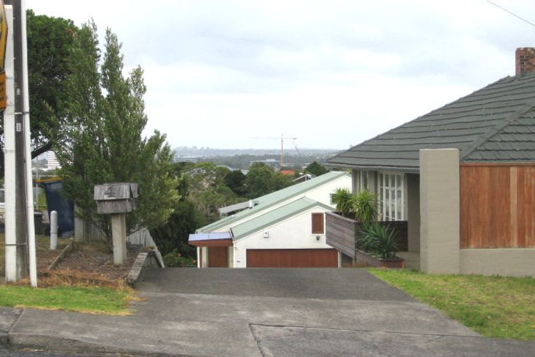 Photo of property in 4a Richards Avenue, Forrest Hill, Auckland, 0620