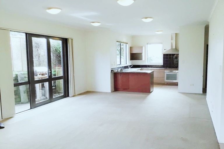 Photo of property in 21 Ashurst Lane, Greenhithe, Auckland, 0632