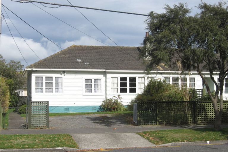 Photo of property in 62 Copeland Street, Hutt Central, Lower Hutt, 5011