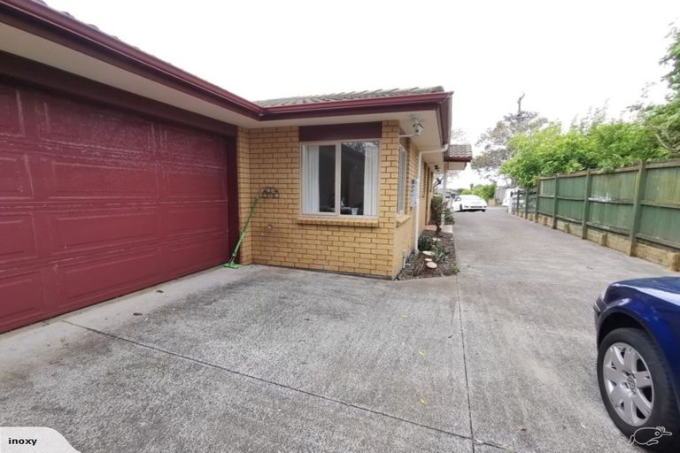 Photo of property in 49 Crawford Avenue, Mangere Bridge, Auckland, 2022