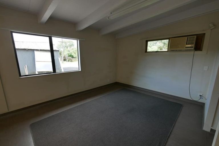 Photo of property in 332a Karaka Road, Karaka, Drury, 2578