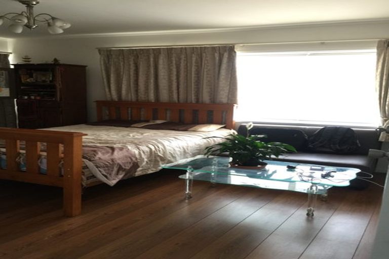 Photo of property in 36 Maugham Drive, Bucklands Beach, Auckland, 2014