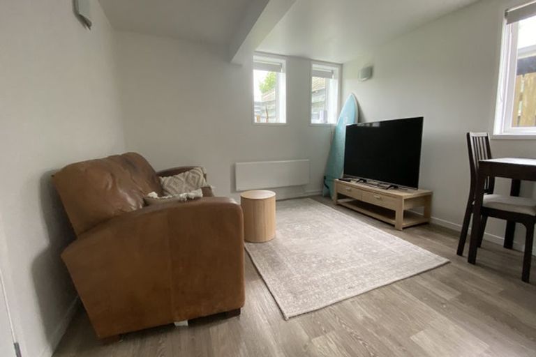 Photo of property in 42 Pitau Road, Mount Maunganui, 3116