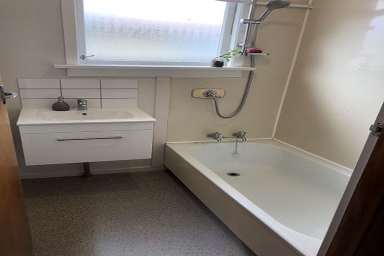 Photo of property in 6a Arney Street, South Dunedin, Dunedin, 9012