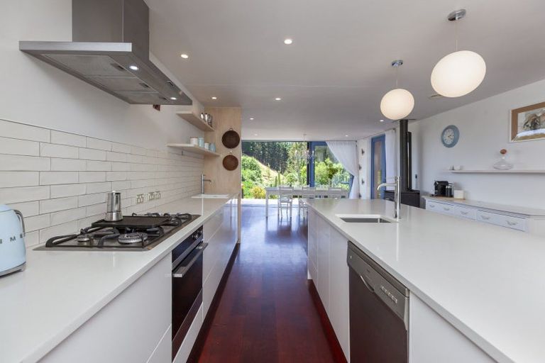 Photo of property in 105 Waterfall Road, Paraparaumu, 5032