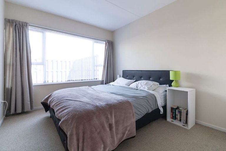 Photo of property in 2/41 Hastings Street West, Sydenham, Christchurch, 8023