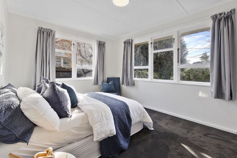 Photo of property in 16 Soberton Street, Aranui, Christchurch, 8061