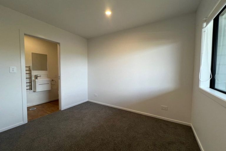 Photo of property in 2/30 Bowater Place, Manurewa, Auckland, 2102