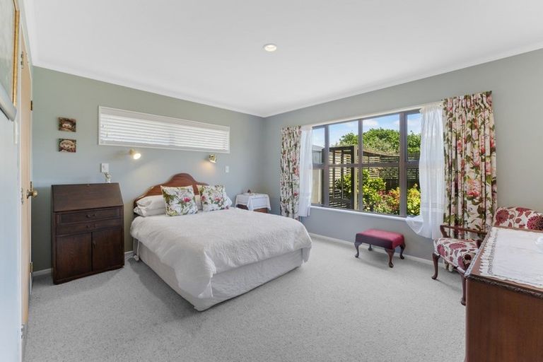 Photo of property in 32a Toru Road, Paraparaumu Beach, Paraparaumu, 5032