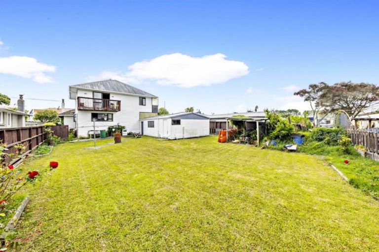 Photo of property in 119 Beaumonts Way, Manurewa, Auckland, 2102