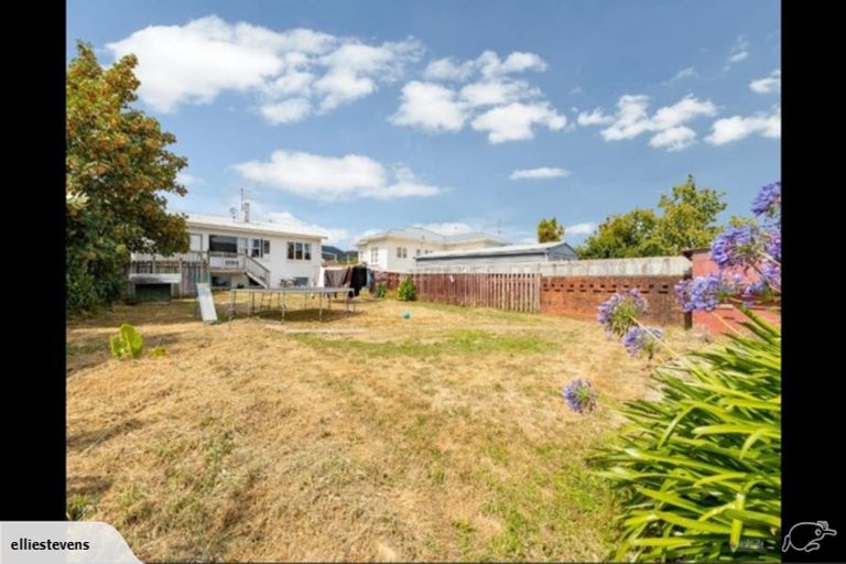 Photo of property in 72 Miro Street, Trentham, Upper Hutt, 5018