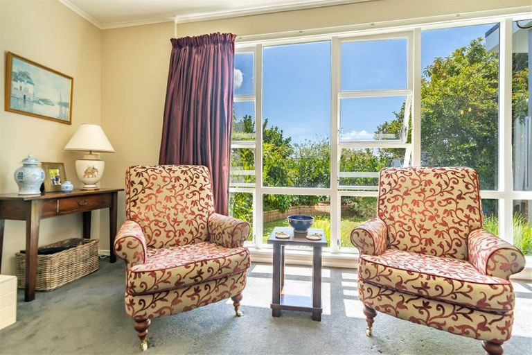 Photo of property in 68 Queens Grove, Hutt Central, Lower Hutt, 5010