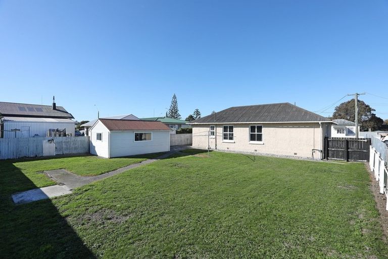 Photo of property in 16 Russell Street, Feilding, 4702