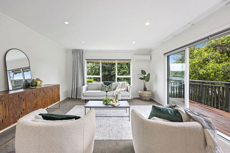 Photo of property in 16 Andrea Place, Sunnyhills, Auckland, 2010