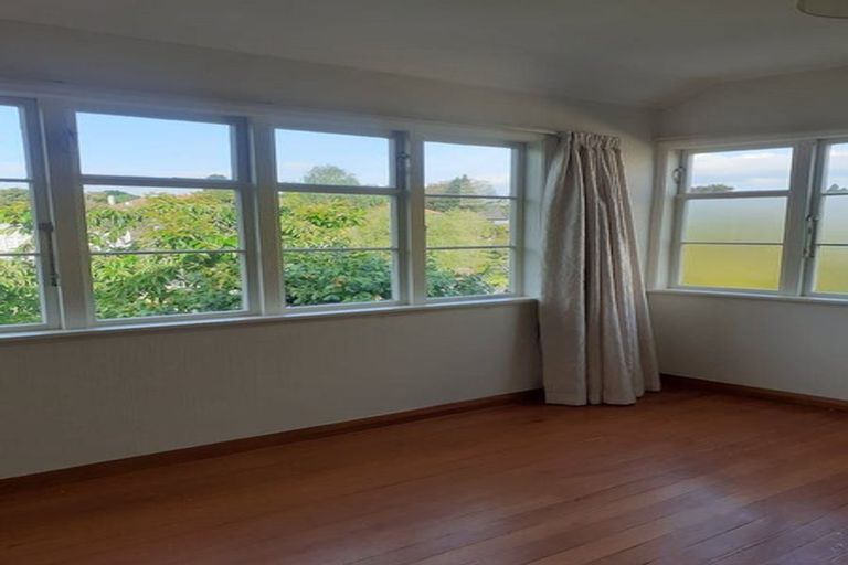 Photo of property in 37 Plunket Terrace, Hamilton East, Hamilton, 3216